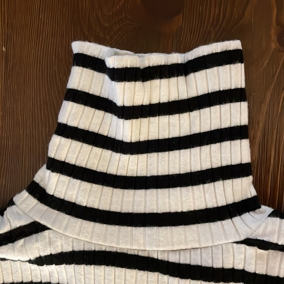 Zara Striped Turtle neck for girls size 9-10 - Picture 5 of 6